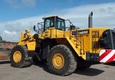 2016 Komatsu WA600-6 a